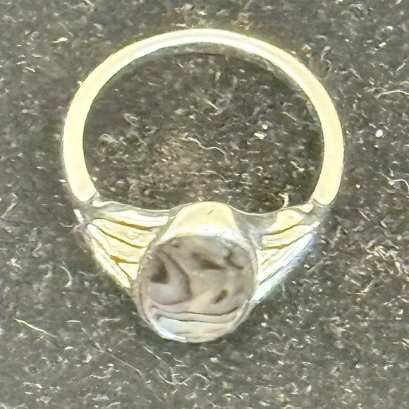 Southwestern Silver Abalone Ring - Size 7 Fashion Costume Jewelry - Picture 5 of 6